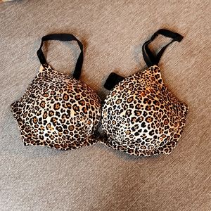 VS Fabulous Plunge Bra